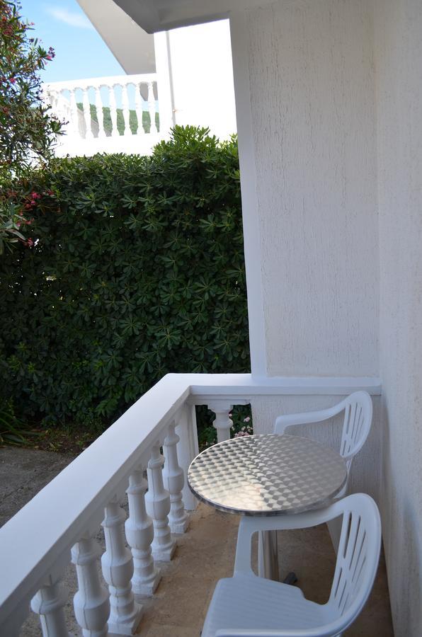 Amarillo Apartament Budva