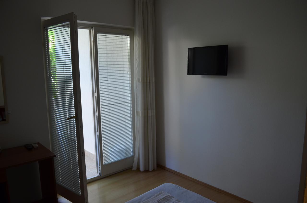 Amarillo Apartament Budva